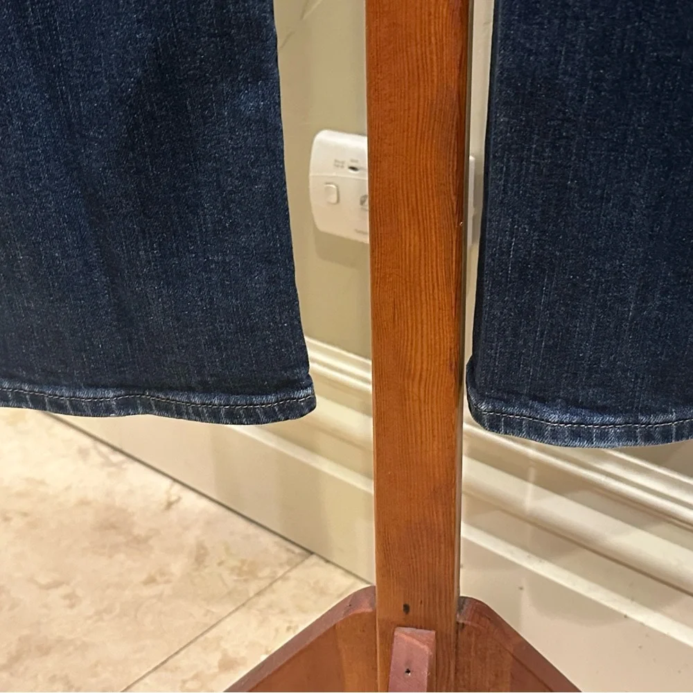 Levi's 525 Dark Blue Straight Leg Women's Jeans - Picture 4 of 5